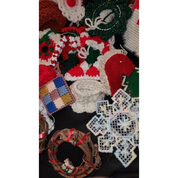 Crocheted Christmas Ornaments Set Of 28 Handmade Decor Wreaths Santa Stockings T - Picture 10 of 13